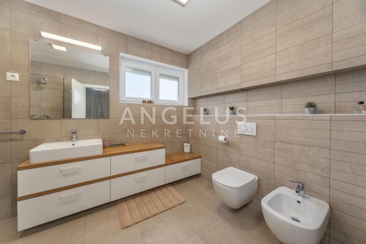 Haus Mihatovići, Poreč, 210m2