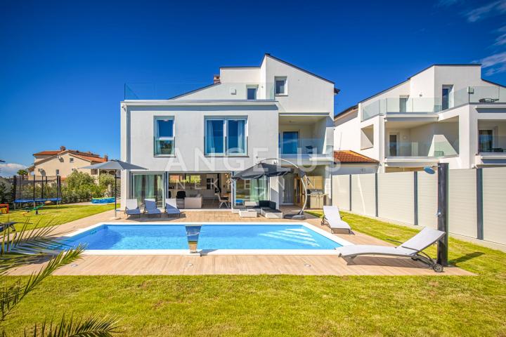 Haus Mihatovići, Poreč, 210m2