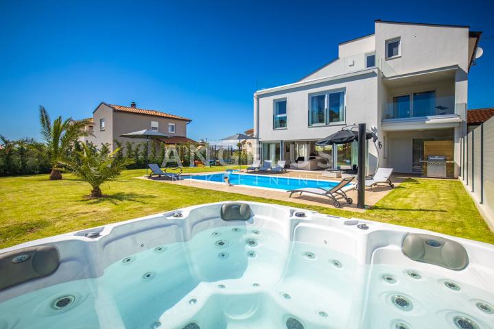 Haus Mihatovići, Poreč, 210m2
