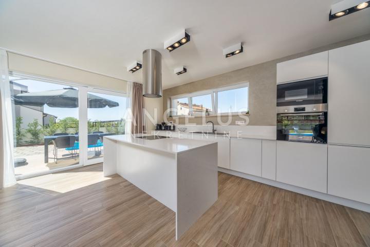 Haus Mihatovići, Poreč, 210m2