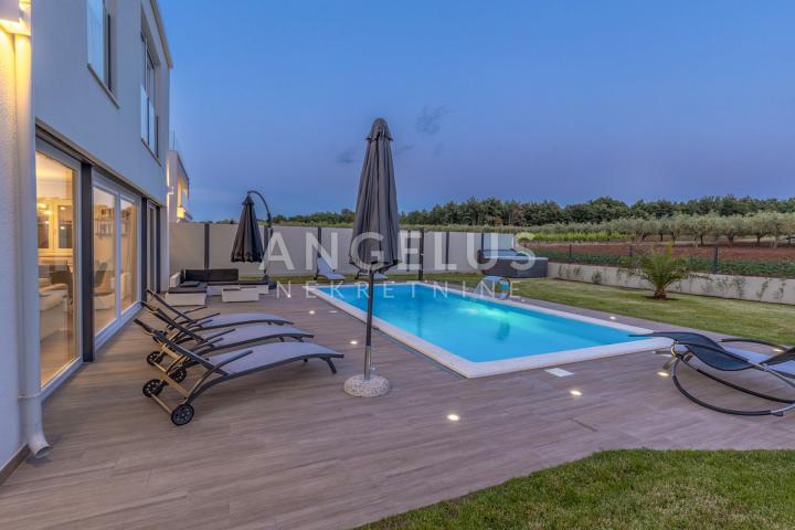 Haus Mihatovići, Poreč, 210m2