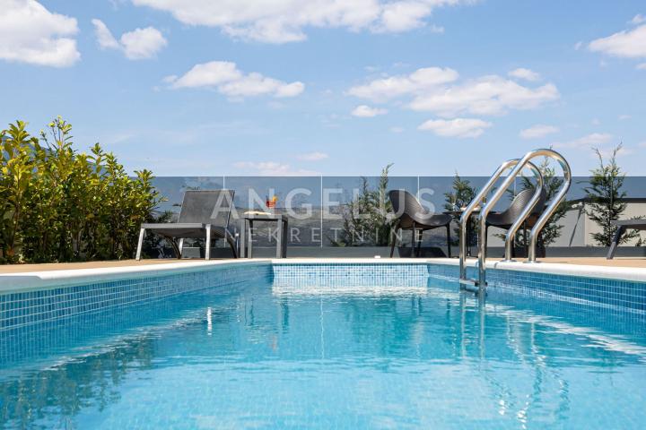 Kroatien, Trogir, Čiovo – moderne Reihenvilla, mit Swimmingpool und wunderschönem Meerblick, 282 m2