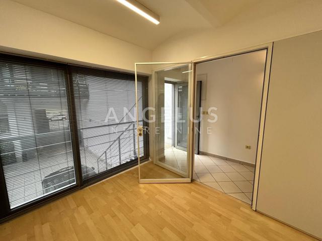 Zagreb, Centar, Poslovni prostor u novijoj zgradi 105 m2
