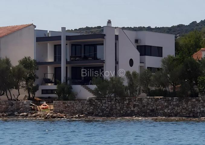 Prodaja, otok Pašman, Tkon, vila u izgradnji, 1. red do mora