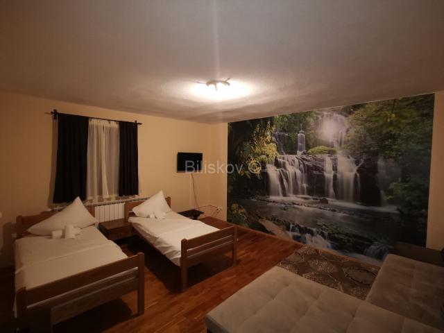 Prodaja, Otočac, Ličko Lešće, hotel 