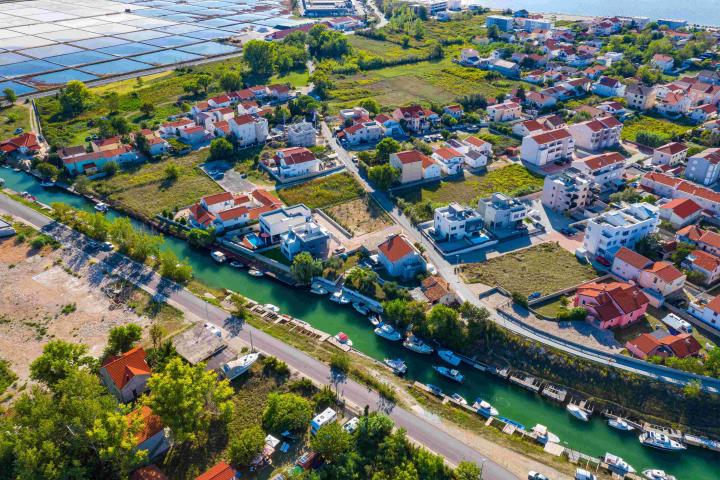 Prodaja, Nin, građevinsko zemljište u blizini mora, 2086 m2