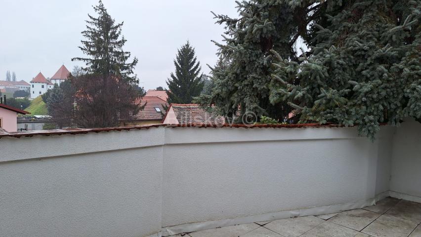 Prodaja, Varaždin, Centar, trosoban stan, 2. kat, novoadaptirana kuća