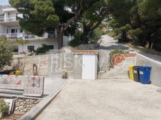 Marušići, apartmanska kuća 