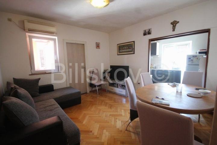 Split, Neslanovac, prodaja 3 soban stan 100 m2, 2 parkinga