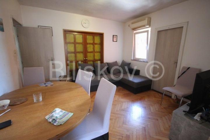 Split, Neslanovac, prodaja 3 soban stan 100 m2, 2 parkinga