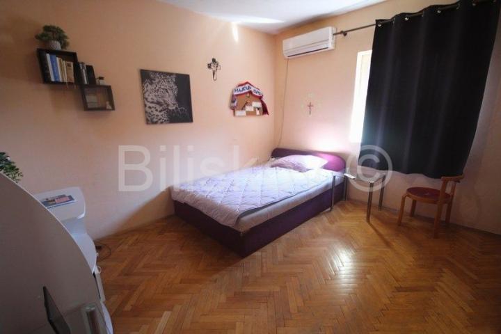 Split, Neslanovac, prodaja 3 soban stan 100 m2, 2 parkinga