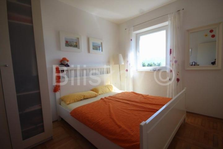 Brač, Supetar prodaja dvosoban stan 42 m2, ostava
