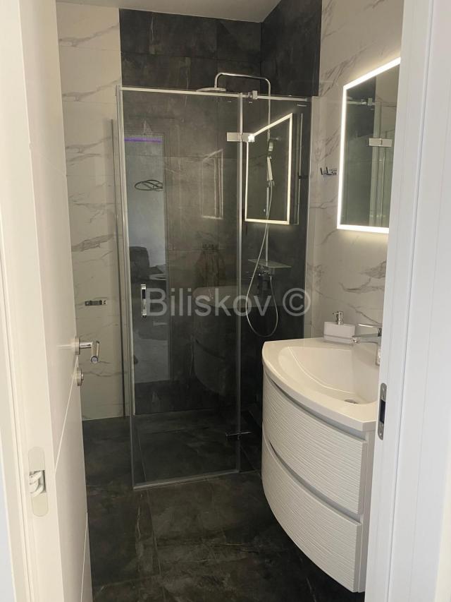 Prodaja, Vodice, Srima, stambeni  objekt sa 5 apartmana