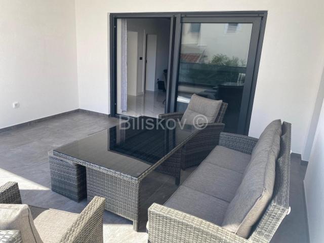 Prodaja, Vodice, Srima, stambeni  objekt sa 5 apartmana