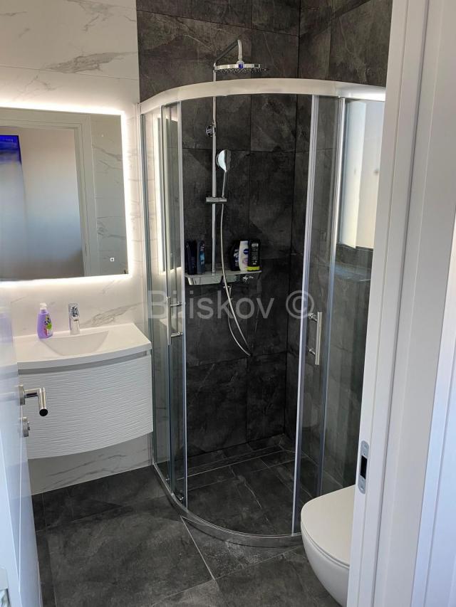Prodaja, Srima, dvosoban stan + studio apartman, terasa