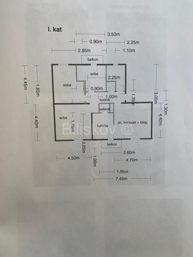 Split, Manuš, prodaja trosoban stan, soba u potkrovlju