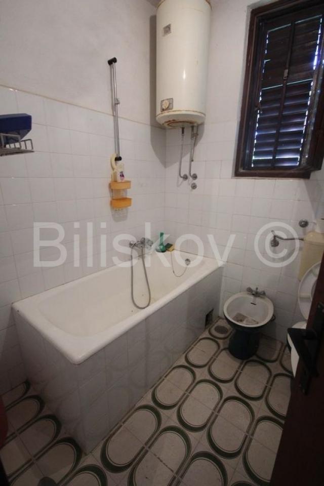 Omiš, Tugare prodaja samostojeća kuća 200 m2