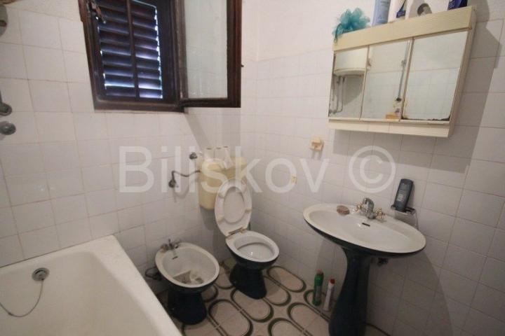 Omiš, Tugare prodaja samostojeća kuća 200 m2