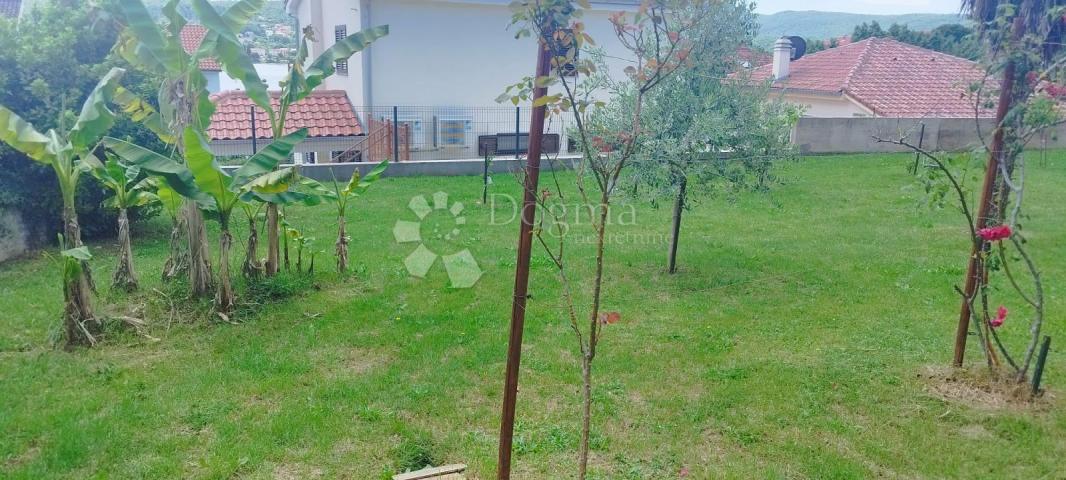 KUĆA NA SAMO 100 METARA OD MORA OTOK KRK