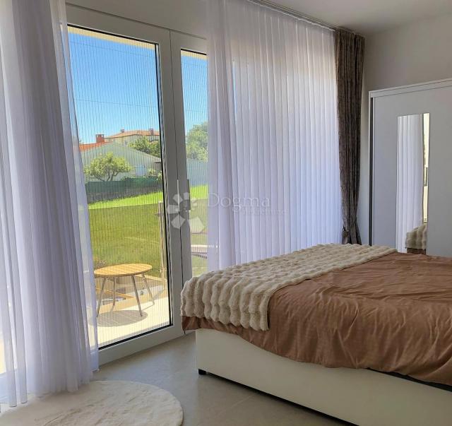 Haus Vrvari, Poreč, 547m2