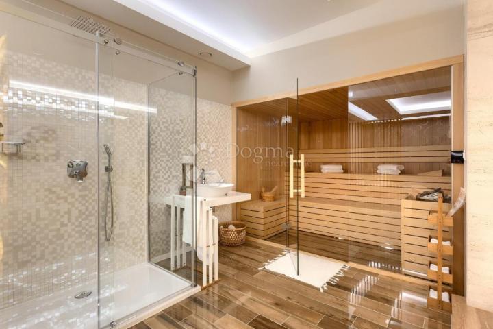 VILA SA VLASTITIM WELLNESS CENTROM U ROVINJU