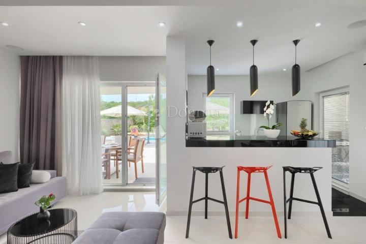 VILA SA VLASTITIM WELLNESS CENTROM U ROVINJU