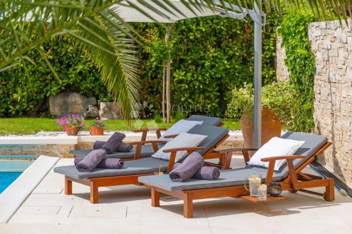 VILA SA VLASTITIM WELLNESS CENTROM U ROVINJU