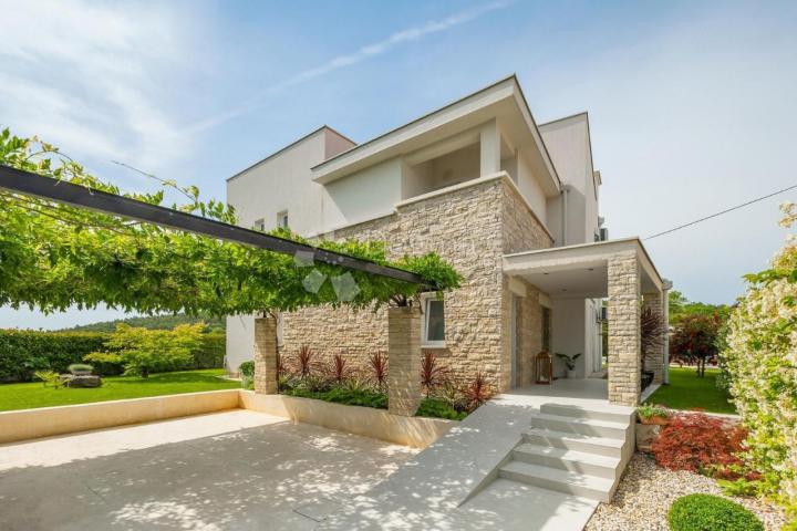 VILA SA VLASTITIM WELLNESS CENTROM U ROVINJU
