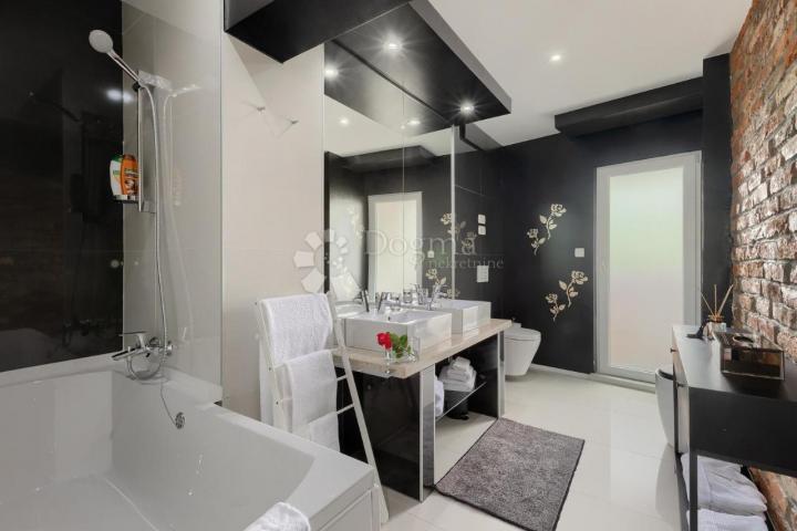 VILA SA VLASTITIM WELLNESS CENTROM U ROVINJU