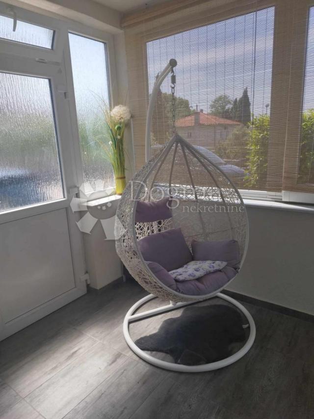 APARTMAN/STAN OMIŠALJ