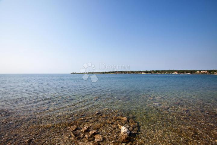 NOVIGRAD OKOLICA, KUĆA 100M OD MORA, POGLED MORE
