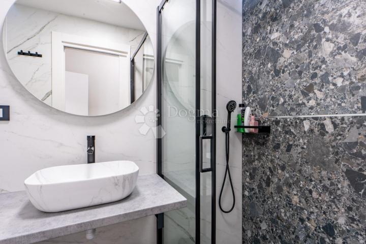 Wohnung Zamet, Rijeka, 107m2