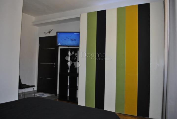 Flat Rovinj, 77,55m2
