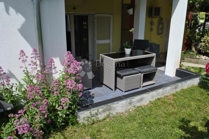 Flat Rovinj, 77,55m2