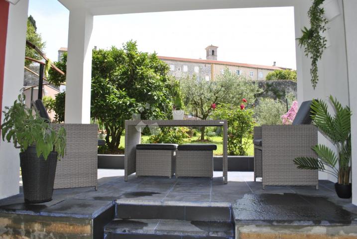 Flat Rovinj, 77,55m2