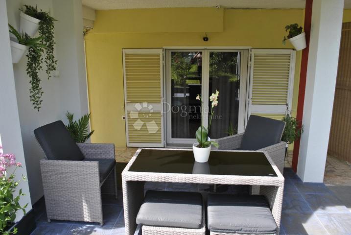Flat Rovinj, 77,55m2