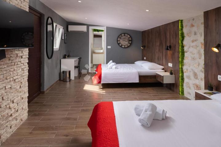 Hacienda na Braču 10000m2 okućnice 