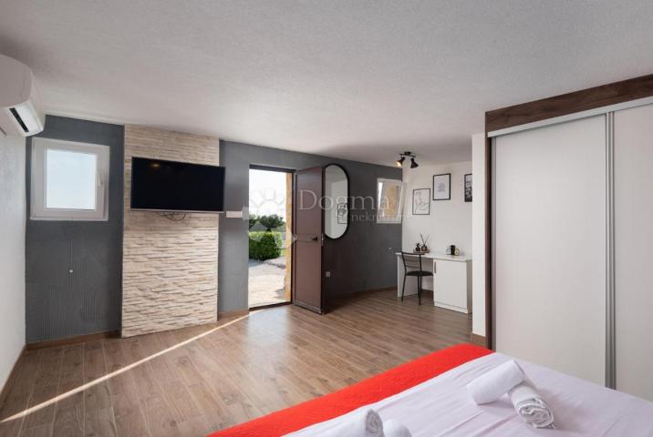 Hacienda na Braču 10000m2 okućnice 