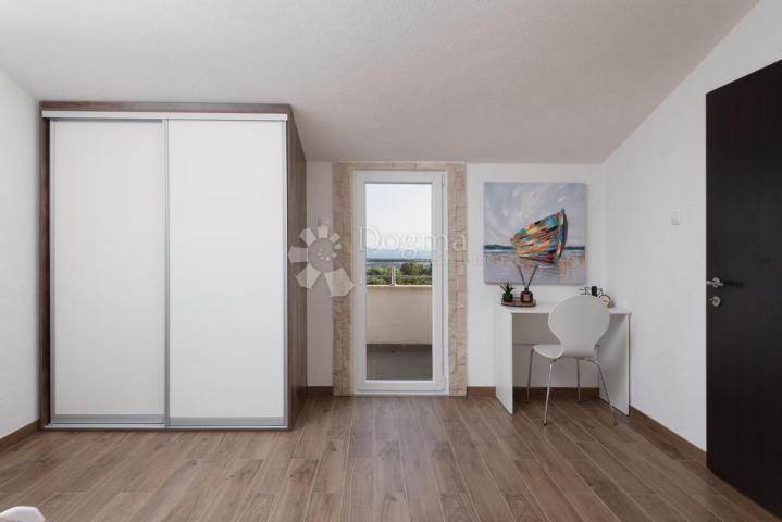 Hacienda na Braču 10000m2 okućnice 