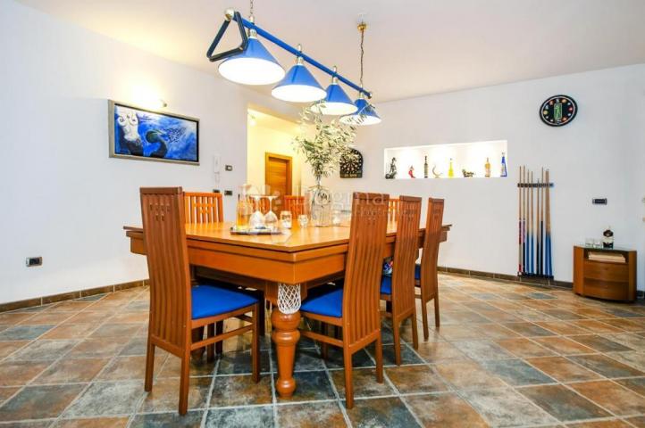 Haus mit Schwimmbad