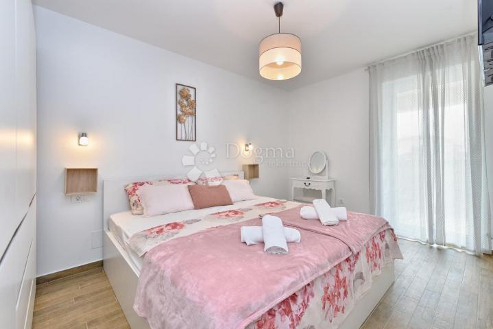 Moderna kuća peroj, u blizini mora, pogled more-krovna terasa 125m2