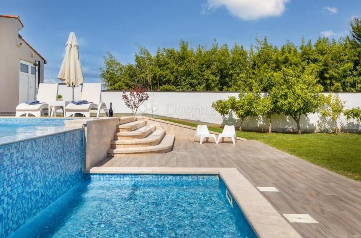 Villa u Banjolama 150m2 za dugoročni najam 