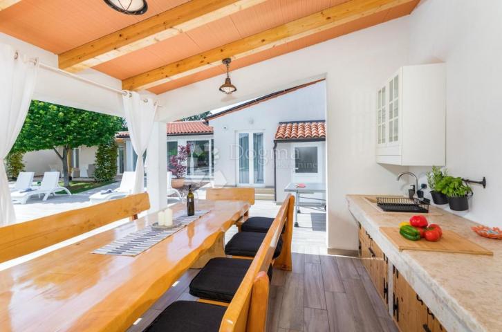 Villa u Banjolama 150m2 za dugoročni najam 