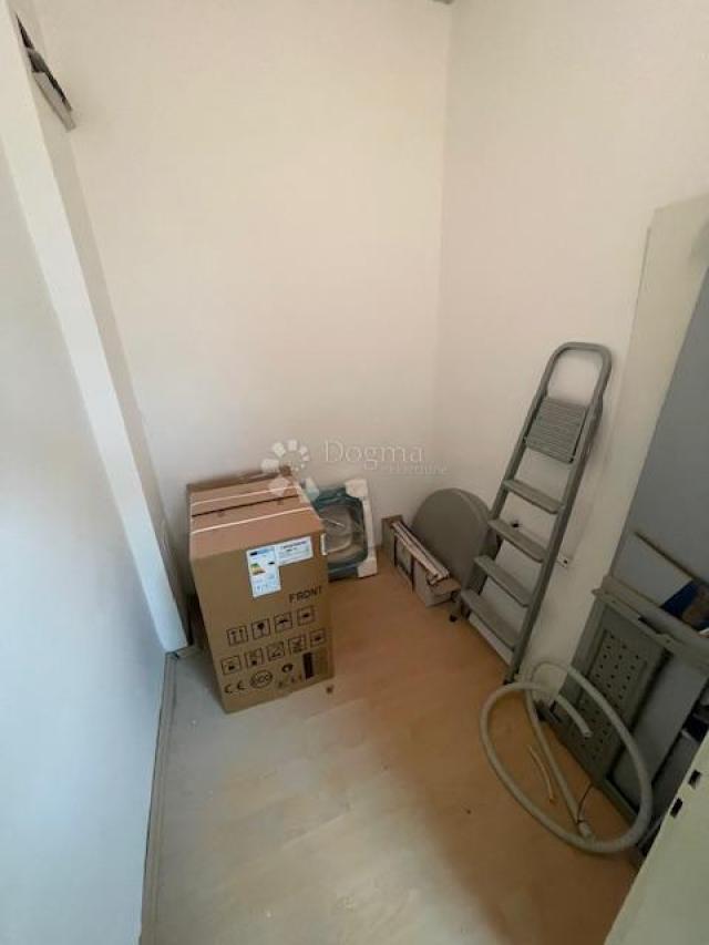 Na samo par koraka do Korza prodajemo stan od 112.25m2