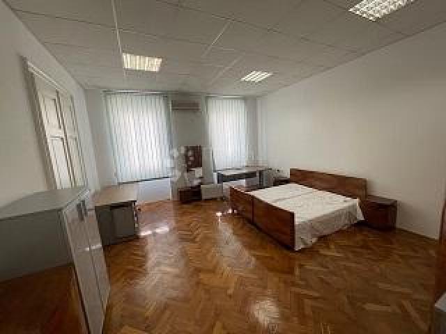 Na samo par koraka do Korza prodajemo stan od 112.25m2