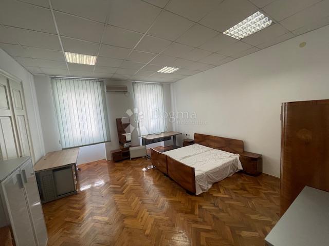 Na samo par koraka do Korza prodajemo stan od 112.25m2