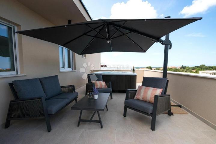 Neues Luxushaus mit Swimmingpool nahe dem Zentrum von Pula