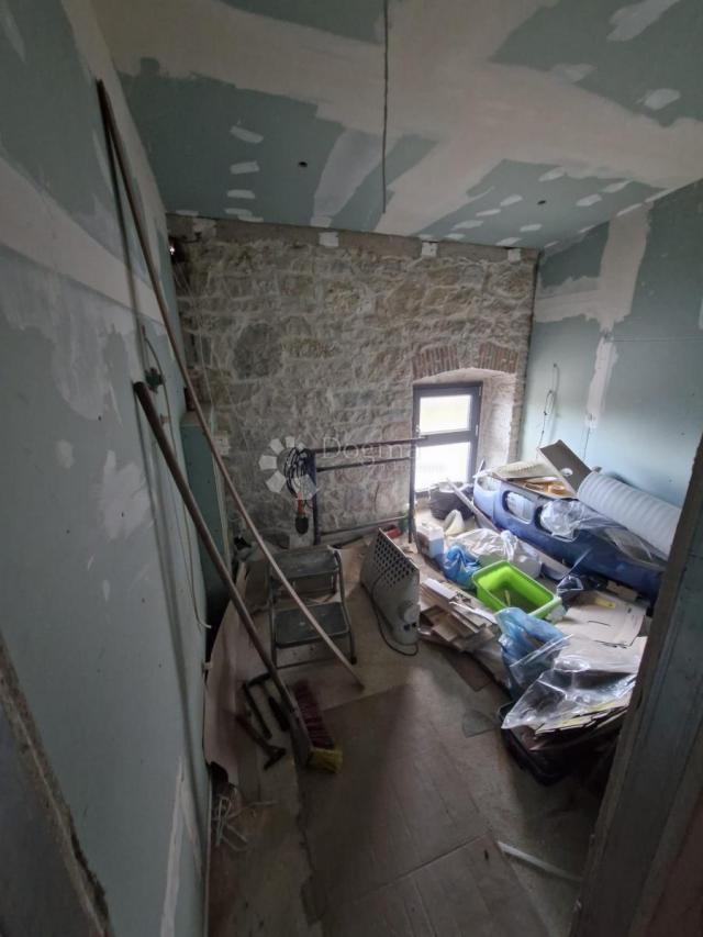 POREČ (okolica) - Renovirana kamena kuća