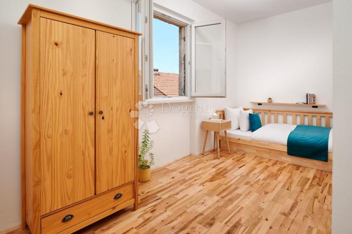 Luksuzni stan na Bačvicama, 105 m²