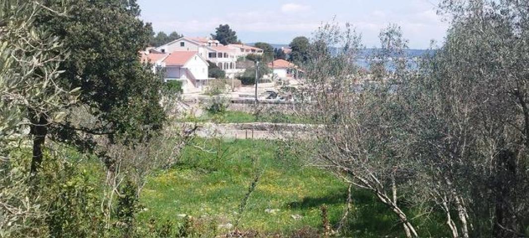 Mediteranski raj  – Samo 90 metara od mora!